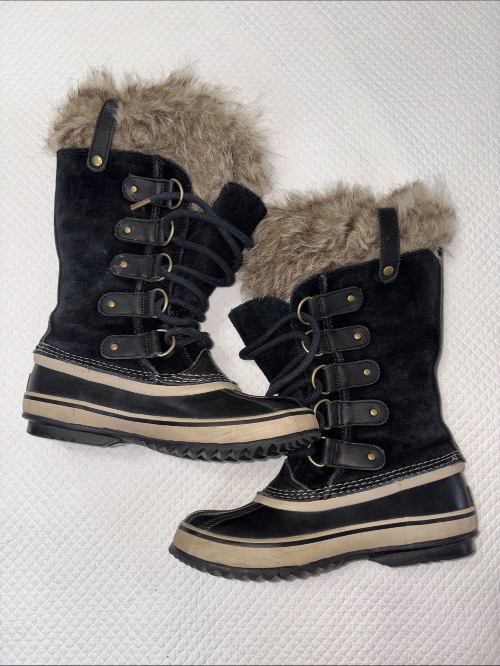 Sorel Black and Tan Fur-Trim Waterproof Winter Boots